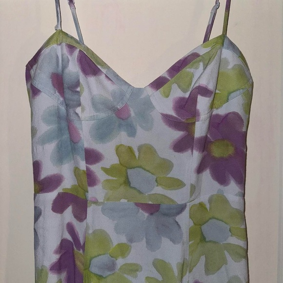 Aritzia Sunday Best Viola Midi Dress in Grey Sky/Pear Green. - Picture 6 of 7